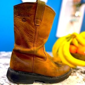 Wolverine Distressed Leather Boots woman’s size 8